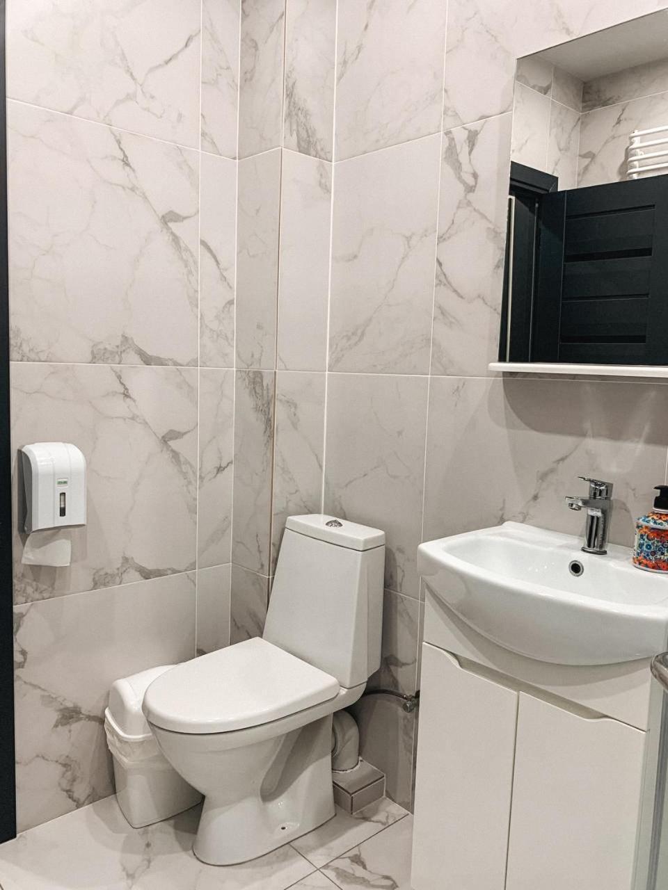 Apartments Domovik Mira 11S/5 Мукачево Екстер'єр фото